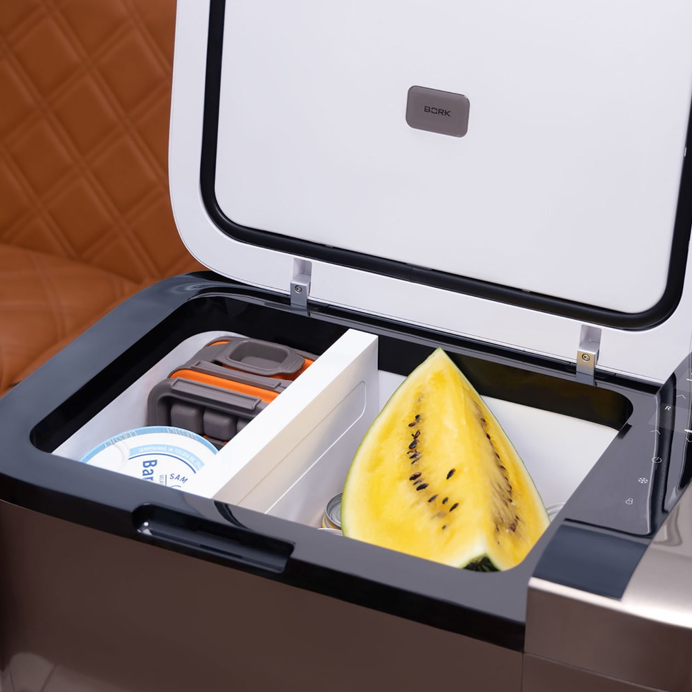 Мобильный холодильник Bork Z631