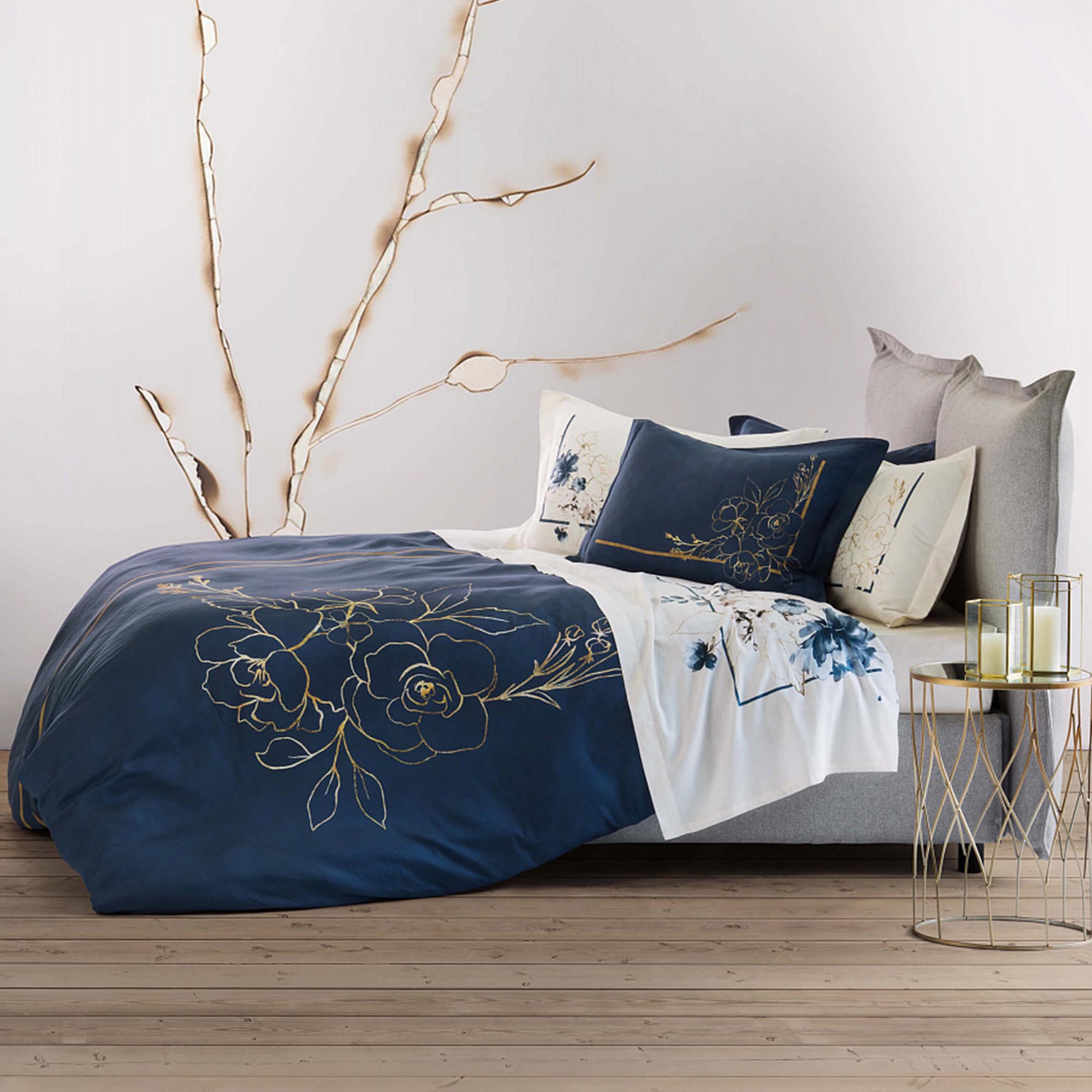 фото Комплект постельного белья cogal elegy синий с золотым семейный/дуэт