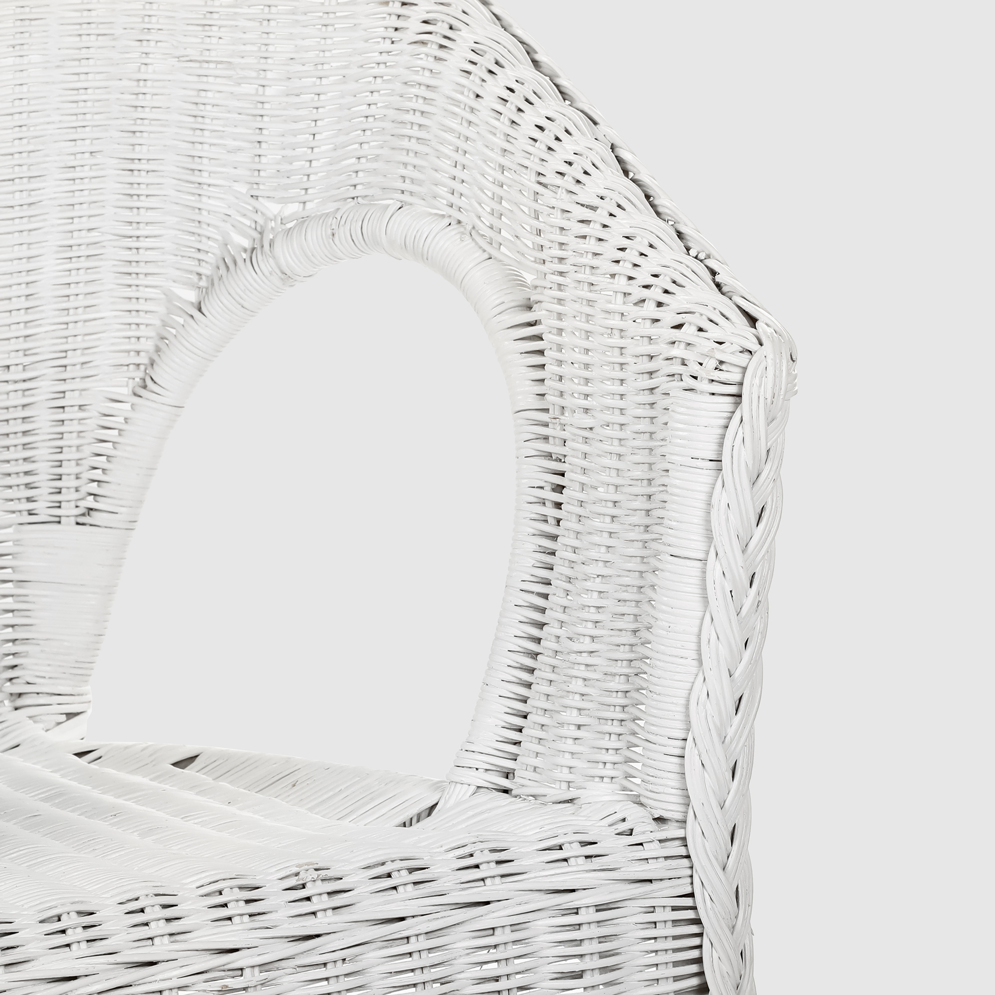 фото Кресло с подушкой bizzotto alliss белое