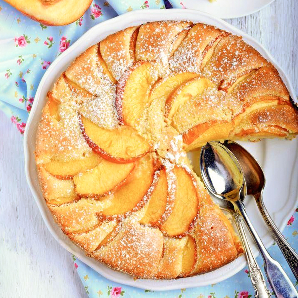 Запеканка из творога с персиками кг 890₽