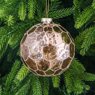 Изображение товара Стеклянный шар Yancheng Shiny с золотистым орнаментом 10 см елочные украшения