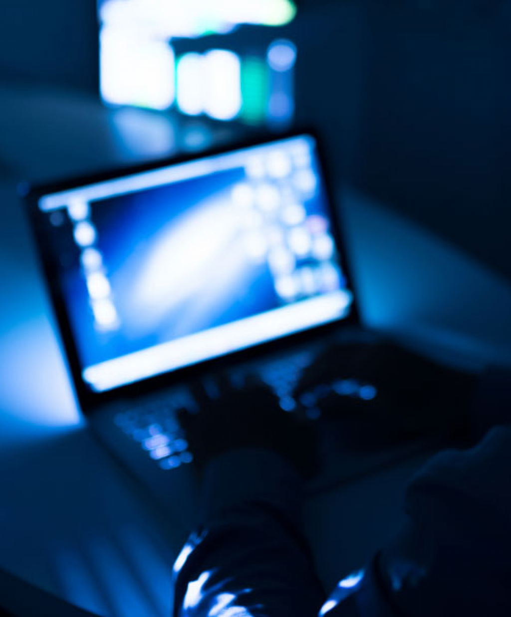 Киберпонедельник! Скидки до 50% на технику!