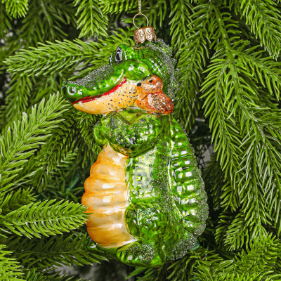 Изображение товара Набор ёлочных игрушек Snow and Stars Доктор Айболит 3 шт – стеклянные украшения с подвесным креплен