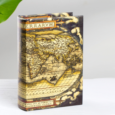 Изображение товара Стильная шкатулка Glasar в виде книги для хранения