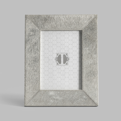 Изображение товара Фоторамка Togas Беналли экрю 25x20 см из кожи и замши для фотографий