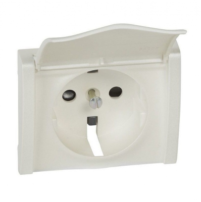 Изображение товара Лицевая панель розетки Legrand (771522) 2к+З с защитными шторками с крышкой