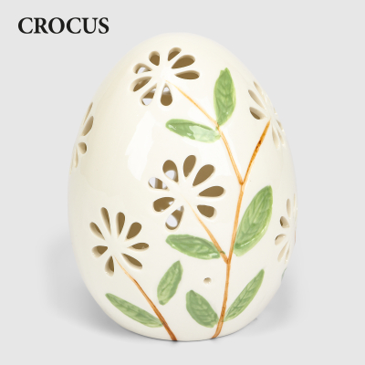 Изображение товара Яйцо фарфоровое Crocus белое, цветы с LED 14,8 см