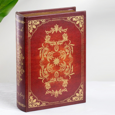 Изображение товара Красная шкатулка Glasar Sherlock Holmes в виде книги 19х7х27 см