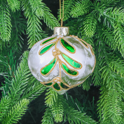 Изображение товара Шар стеклянный Yancheng Shiny новогодний с белый с узором 8 см