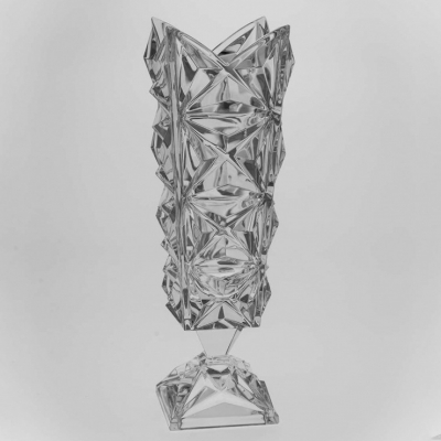 Изображение товара Ваза на ножке Bohemia Jihlava Pyramid 38,2 см из хрусталя Изображение товара Ваза на ножке Bohemia Jihlava Pyramid 38,2 см из хрусталя