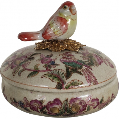 Изображение товара Бежевая шкатулка Glasar с розовым узором и птичкой 11x11x10 см
