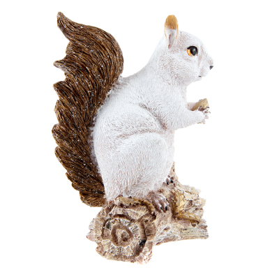 Изображение товара Белочка с орешком на пеньке 21 см Полистоун новогодний декор