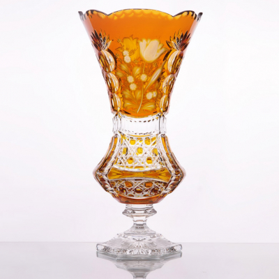 Изображение товара Ваза Arnstadt Tulipa из цветного хрусталя, 32 см, янтарная