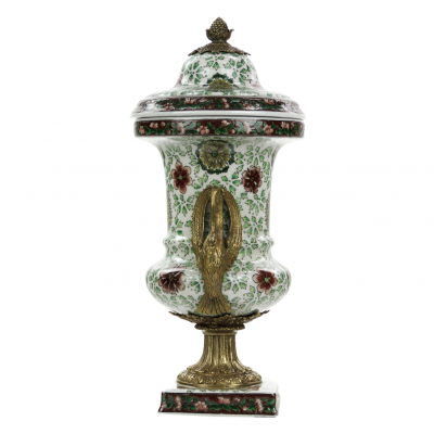 Изображение товара Фарфоровая ваза Glasar зеленая с цветочным принтом и бронзой 39 см