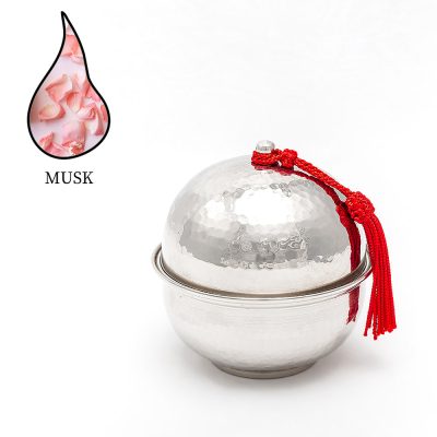 Изображение товара Аромасвеча Nour Bougie Luna Musc 223 г - Восточный аромат с нотами древесных аккордов Изображение товара Аромасвеча Nour Bougie Luna Musc 223 г - Восточный аромат с нотами древесных аккордов