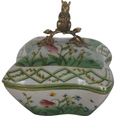 Изображение товара Шкатулка Glasar с белкой из фарфора и бронзы, ручная работа, 15х15х16 см