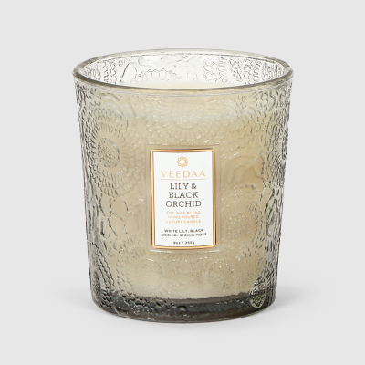 Изображение товара Ароматическая свеча Veedaa Lily & Black Orchid в стекле, натуральный соевый воск