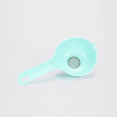 Изображение товара Воронка Urve Plastic с ручкой