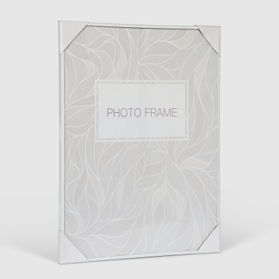 Изображение товара Фоторамка Intco белая 40х50 см для оформления фотографий