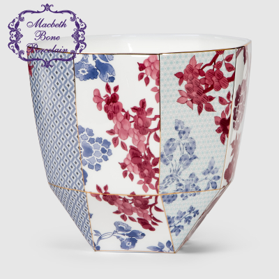 Изображение товара Ваза Macbeth bone porcelain Blooming 23 см