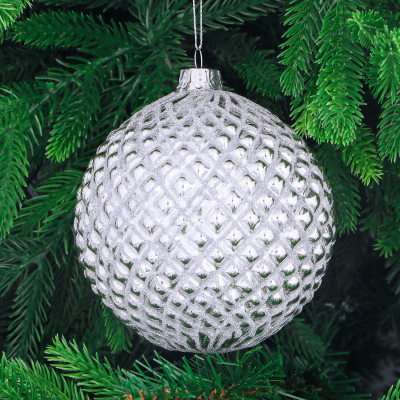 Изображение товара Стеклянный елочный шар Yancheng Shiny серебряный 12 см - праздничное украшение