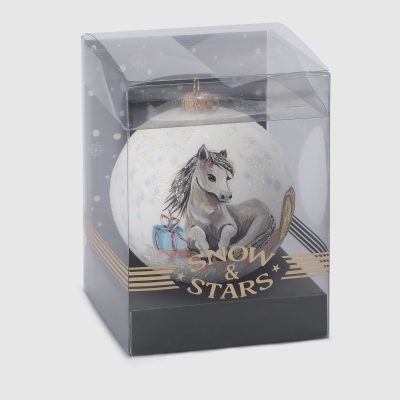 Изображение товара Елочный шар Snow and Stars лошадка с подарками 10 см для новогодней елки Изображение товара Елочный шар Snow and Stars лошадка с подарками 10 см для новогодней елки