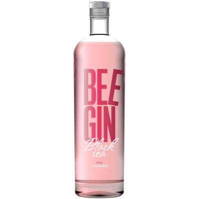 Изображение товара Джин Bee Gin Flavoured 0.5 л с ярким ягодным вкусом и классической крепостью Изображение товара Джин Bee Gin Flavoured 0.5 л с ярким ягодным вкусом и классической крепостью