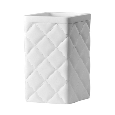 Изображение товара Стакан WasserKRAFT Fulda для зубных щеток белый, 6.6x6.6x11.2 см
