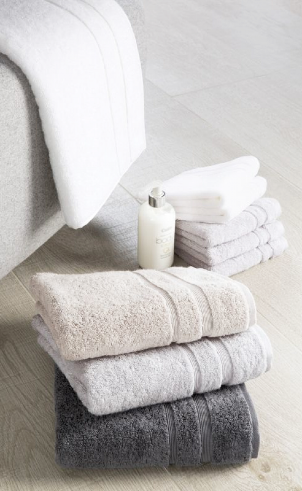 Подарок при покупке двух полотенец Cawo!