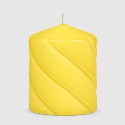 Изображение товара Декоративная свеча столбик витой желтая 7х9 см Home Interiors