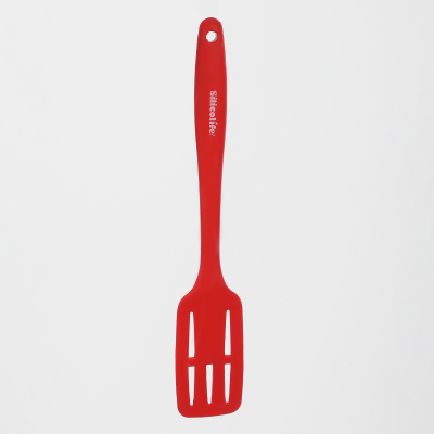 Изображение товара Силиконовая лопатка Flora с отверстиями для универсальных кулинарных задач