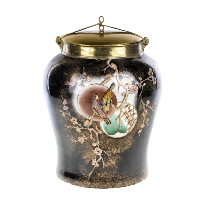 Изображение товара Ваза с крышкой Glasar черная с птицами 24x24x31 см