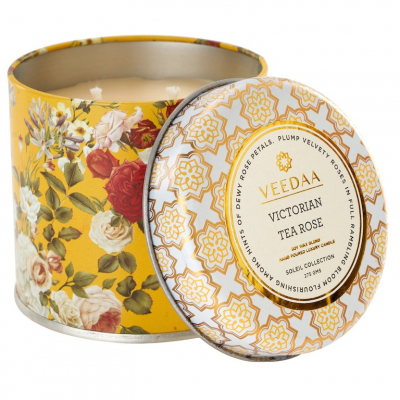 Изображение товара Свеча в жестяной банке Veedaa Victorian Tea Rose 25 часов горения Изображение товара Свеча в жестяной банке Veedaa Victorian Tea Rose 25 часов горения