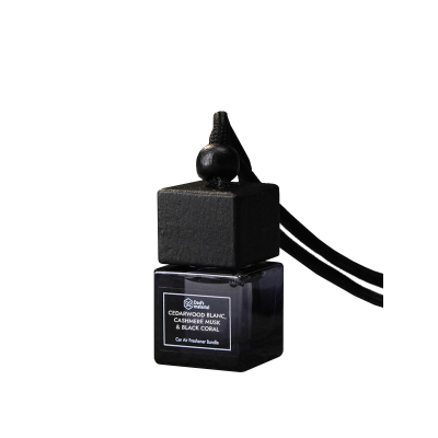 Изображение товара Автодиффузор Dad's material Cedarwood Blanc, Cashmere Musk & Black Coral 7 мл