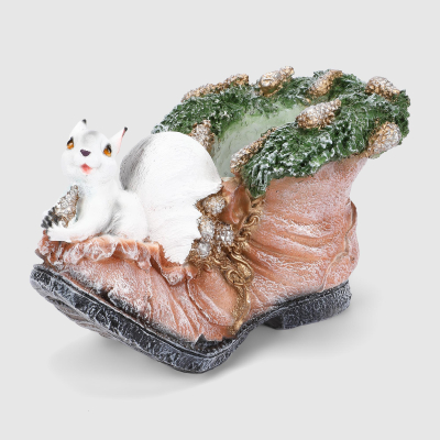 Изображение товара Декоративная новогодняя фигура Полиформ Башмак с белкой 45х15х27 см