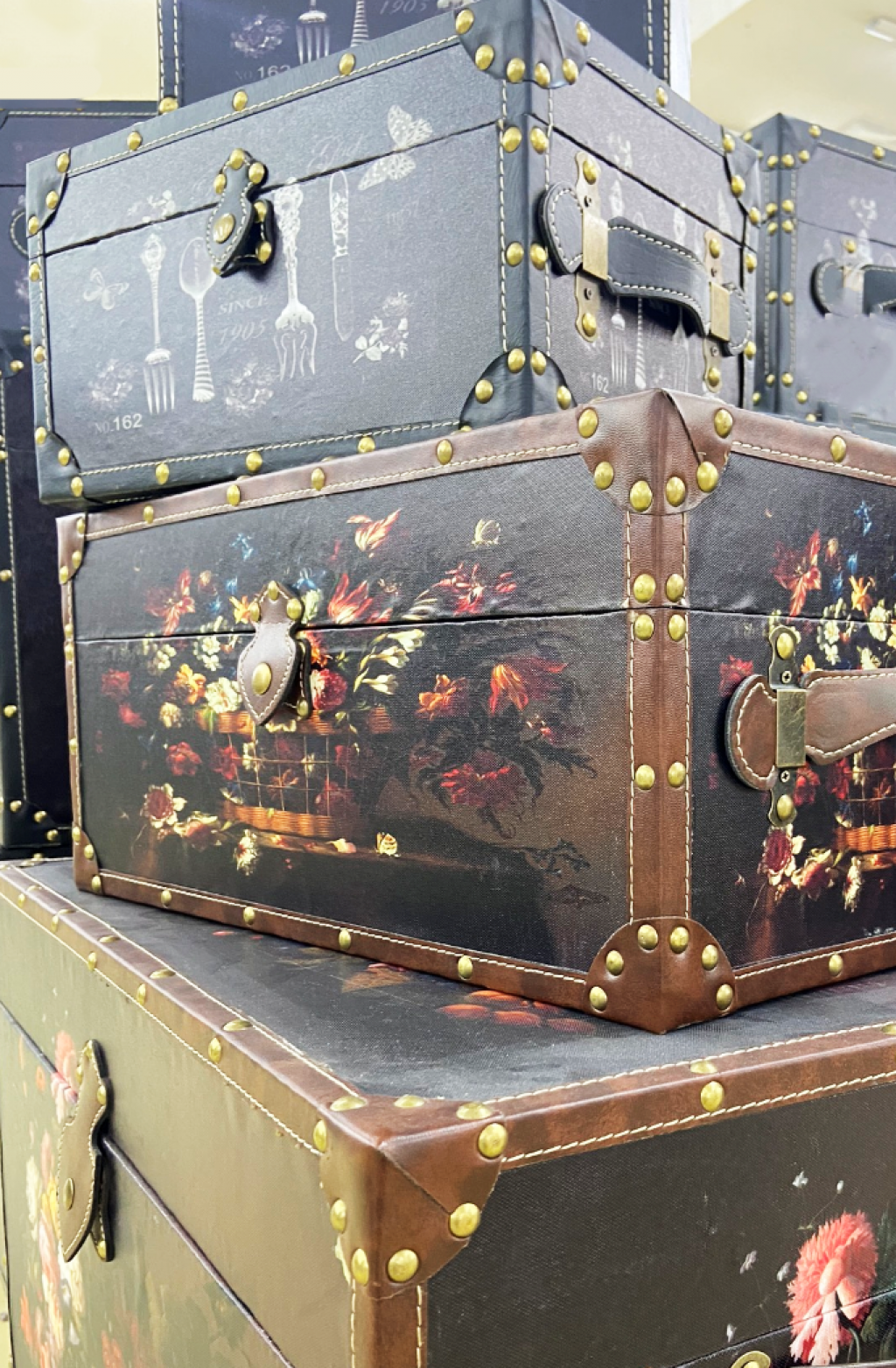 <span style="color:#cc3366">Скидка 50%</span> на сундуки Fuzhoiu Fashion Home!		