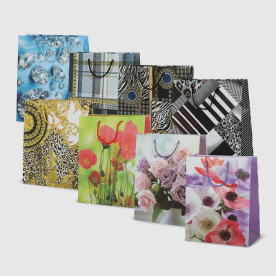 Изображение товара Подарочный ламинированный пакет Мегамаг L 26,4х32,7х13,6 см мультиколор