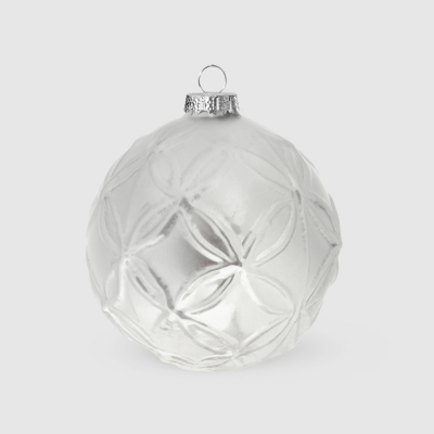 Изображение товара Новогодний серебристый стеклянный елочный шар Yancheng Shiny 8 см