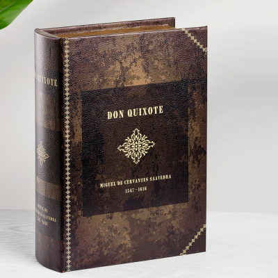 Изображение товара Шкатулка Glasar Don Quixote в виде книги черная 19х7х27 см