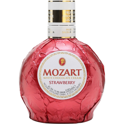 Изображение товара Ликер Mozart White Chocolate Cream Strawberry 15% 0,5 л