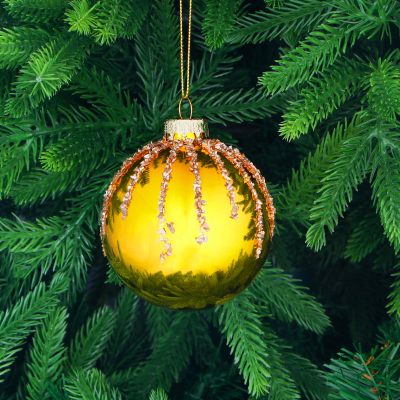 Изображение товара Золотистый стеклянный елочный шар с узором и блестками 8 см Yancheng Shiny